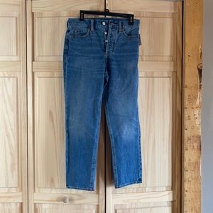 Old Navy sky hi straight jeans